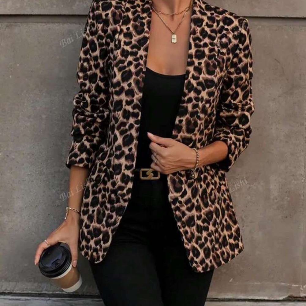 Leopard Blazer